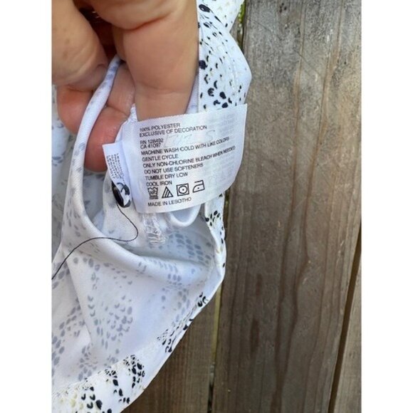 Greg Norman Polo Shirt Snakeskin Print Short Sleeve Golf Top S/P - Picture 5 of 5